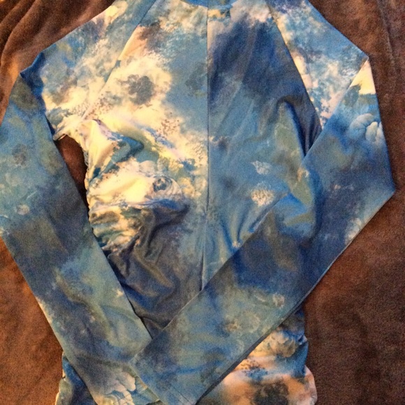 Fitted romper. - Picture 5 of 6